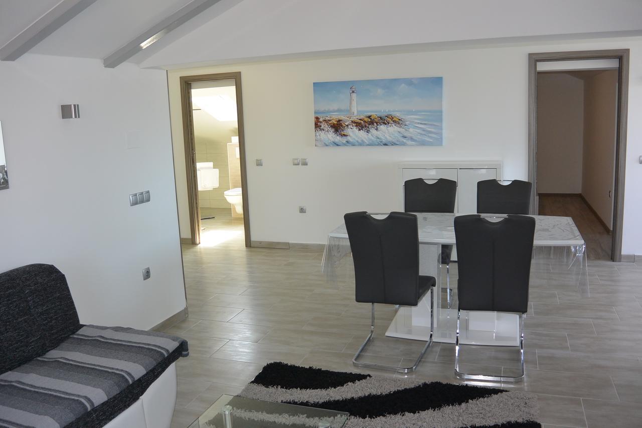 Apartments Nautica Barbat na Rabu Ngoại thất bức ảnh